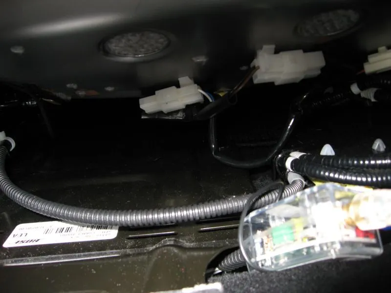 NE-7V Under Passenger Seat 2.JPG