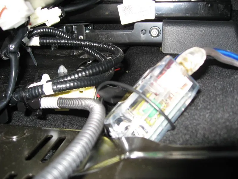 NE-7V Under Passenger Seat 3.JPG