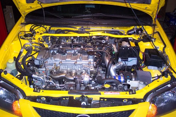 new-engine-in-bay.jpg