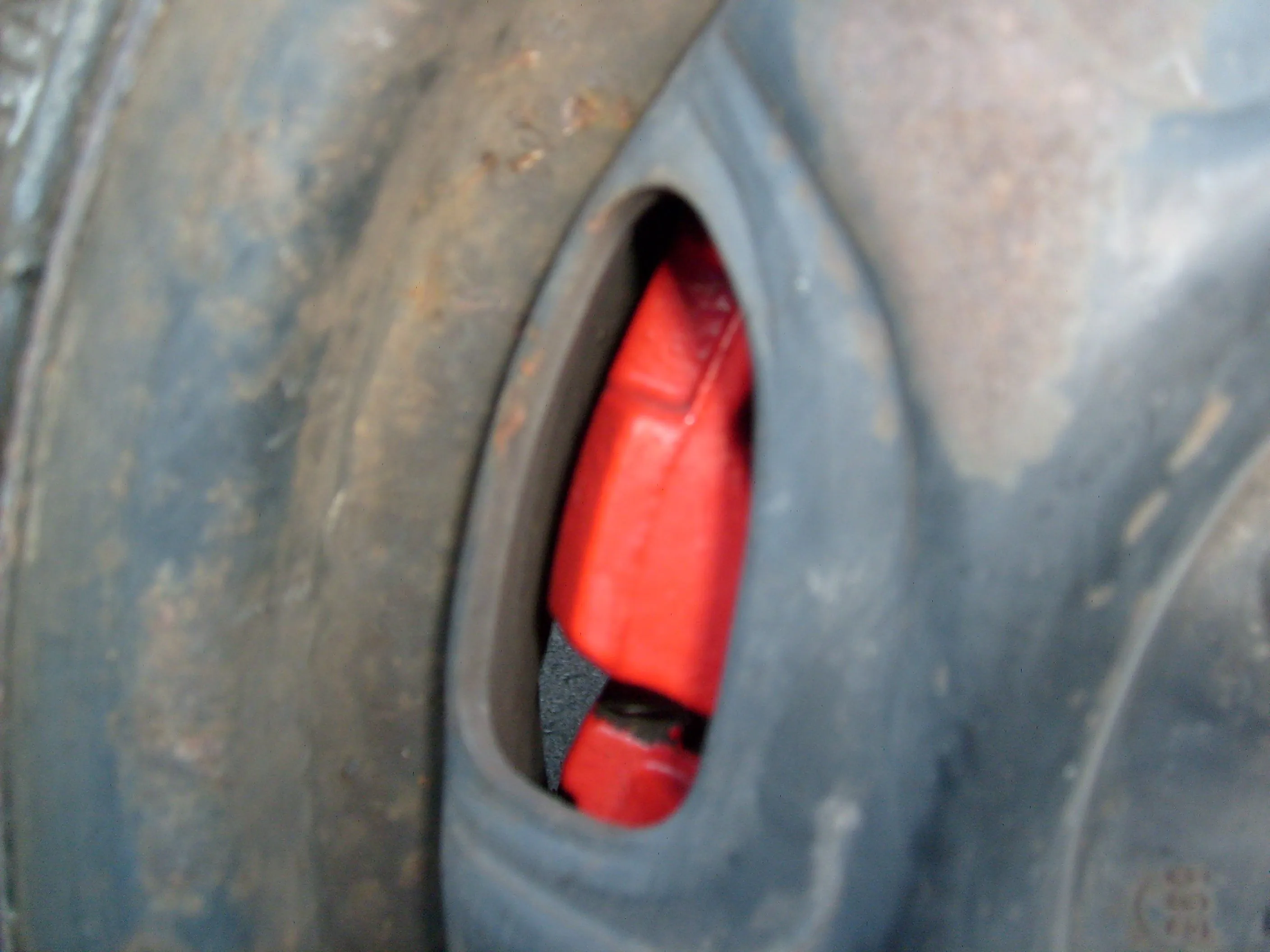 P5 - Caliper Clearance with 14 Steel Wheels 001.jpg