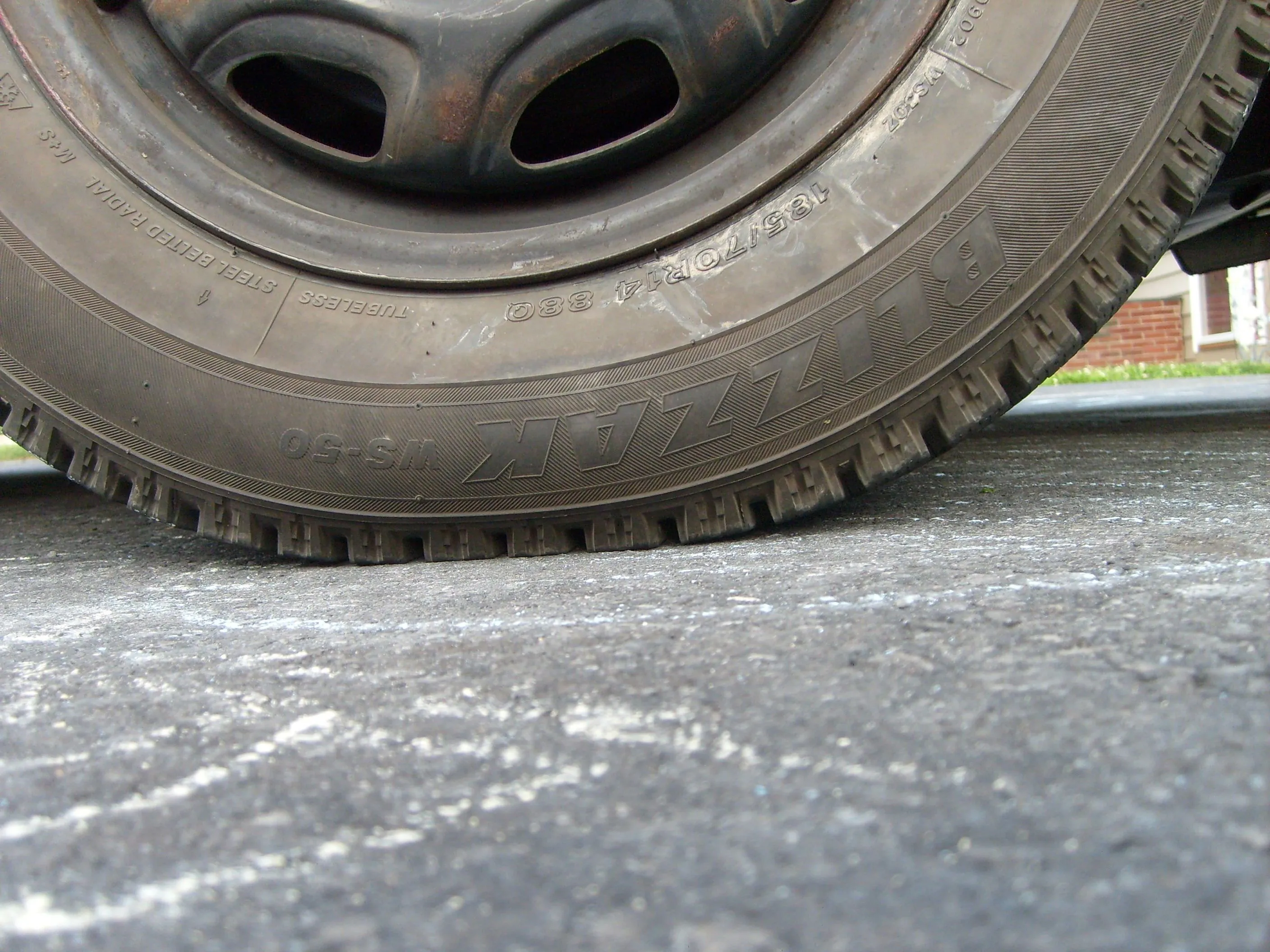 P5 - Snow Tire Test Fitment 005.jpg
