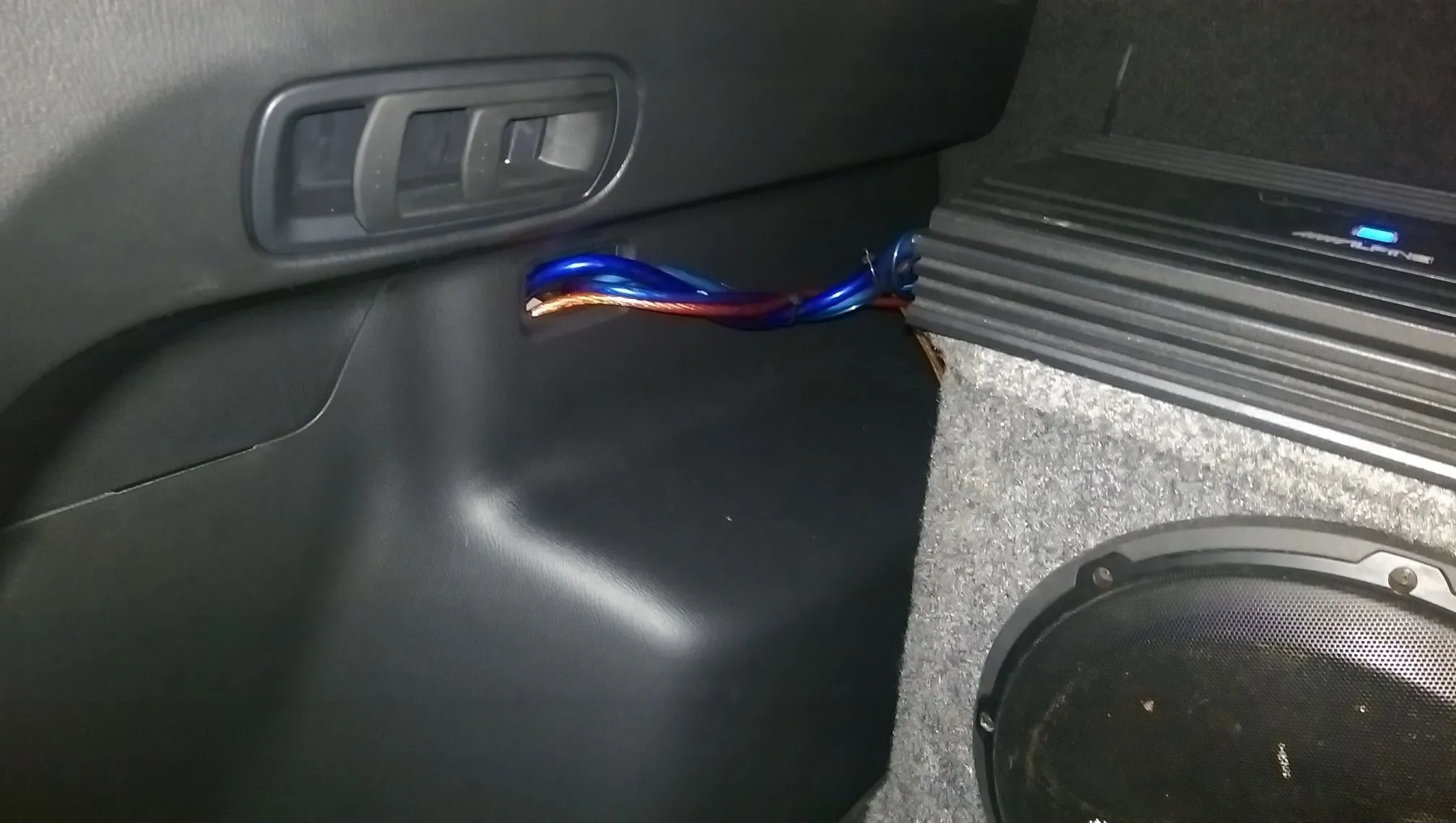 Power Wire Side.jpg