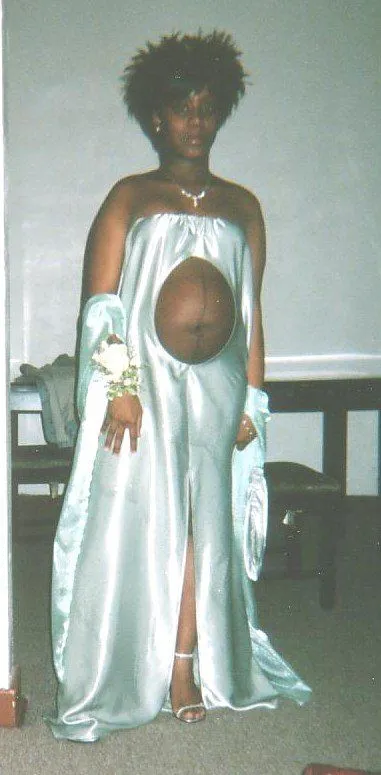 pregnant promdress.webp