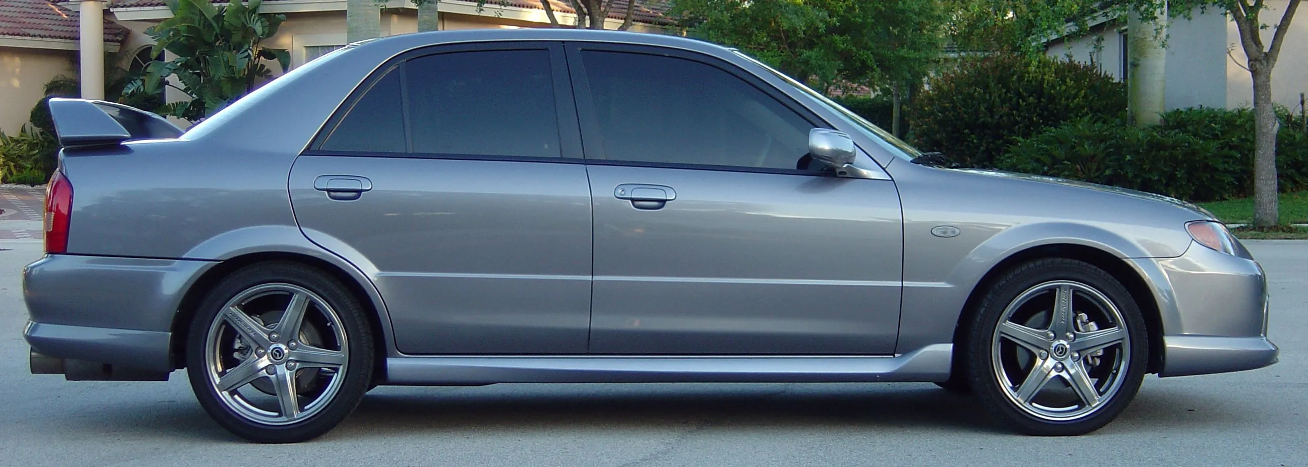 R1.jpg