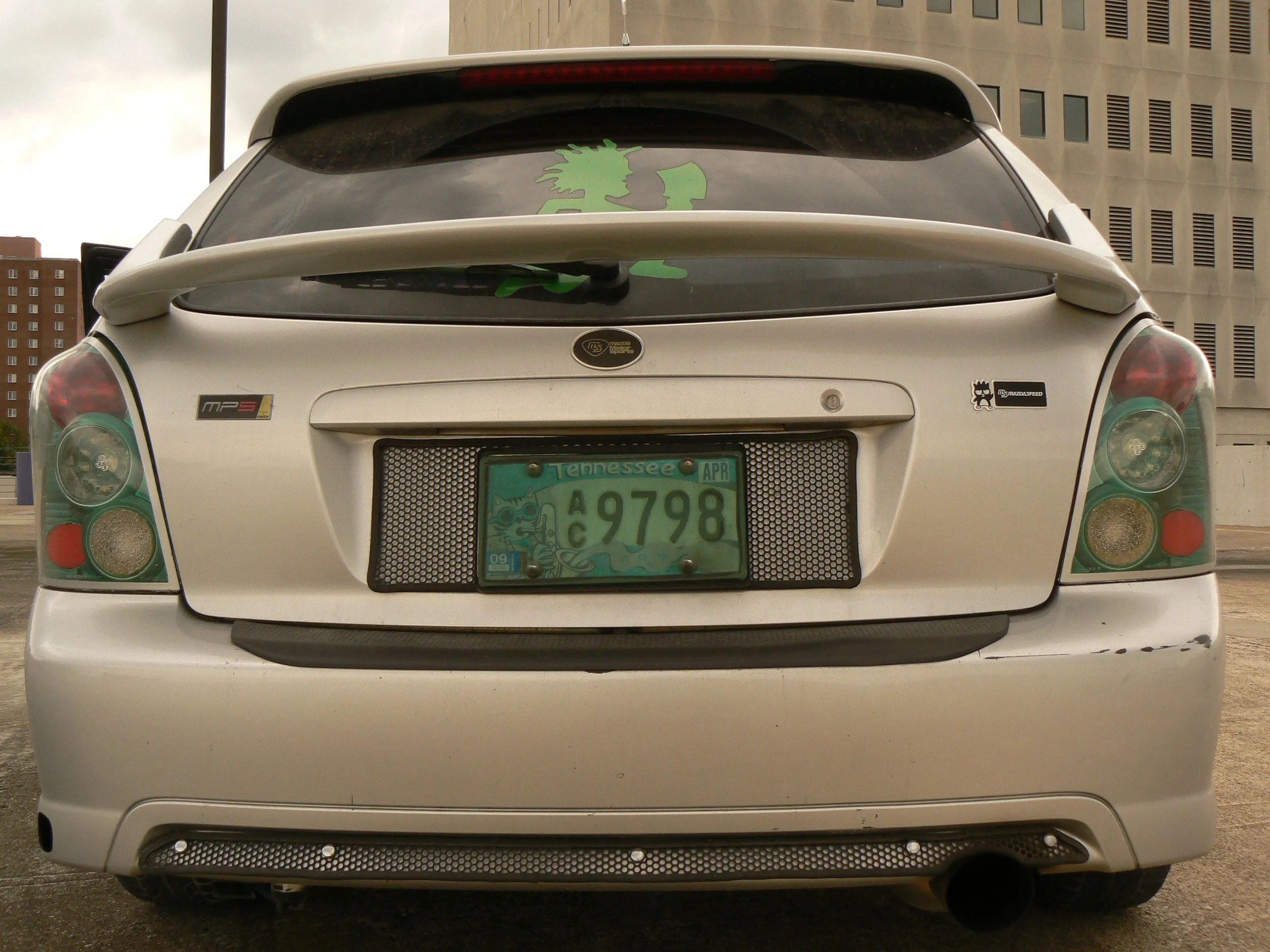 r2.jpg