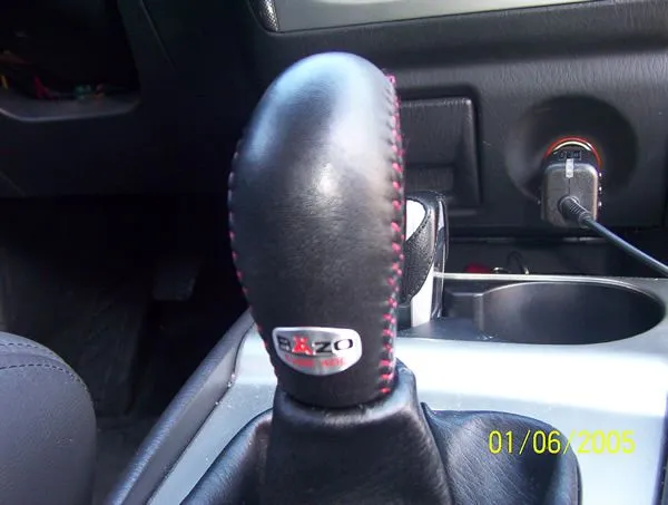 Razo knob1.jpg