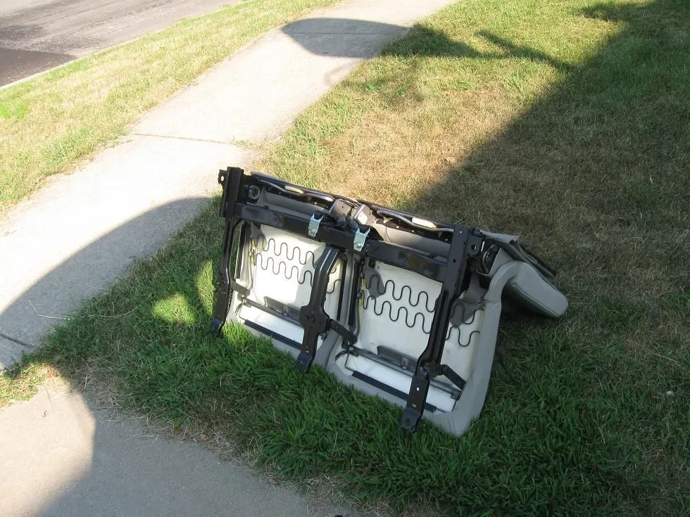 Rear Seats.JPG