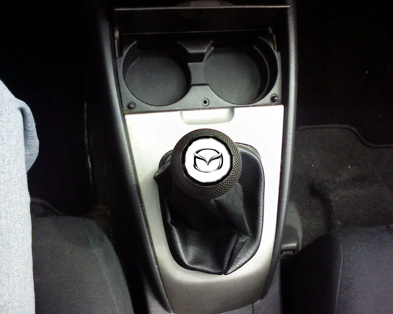 Shift Knob Photoshop.jpg