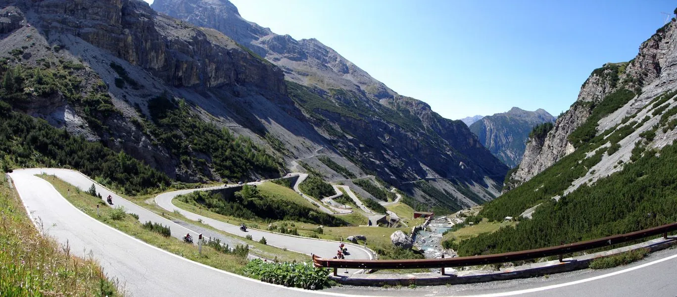 small-stelvio2pano.webp