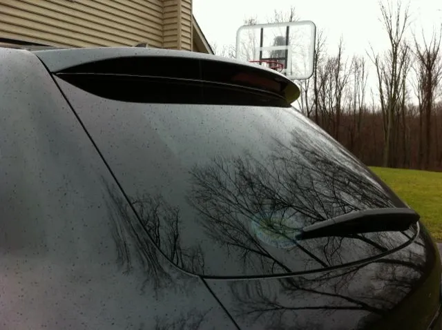 Spoiler molding.jpg