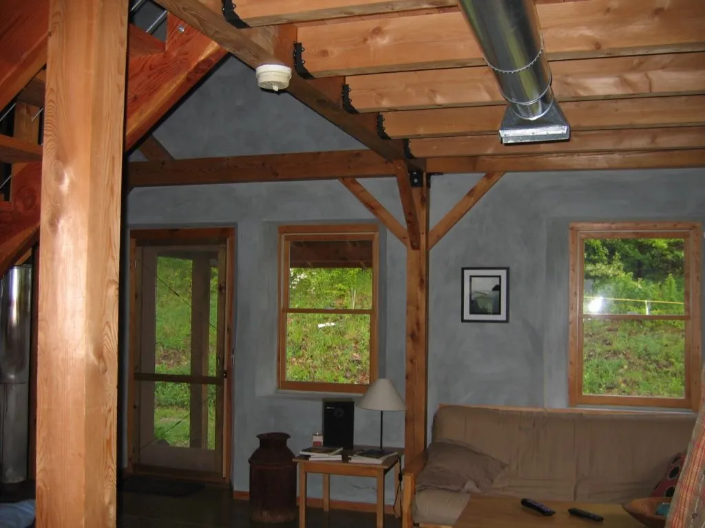 StrawBale House 006.webp