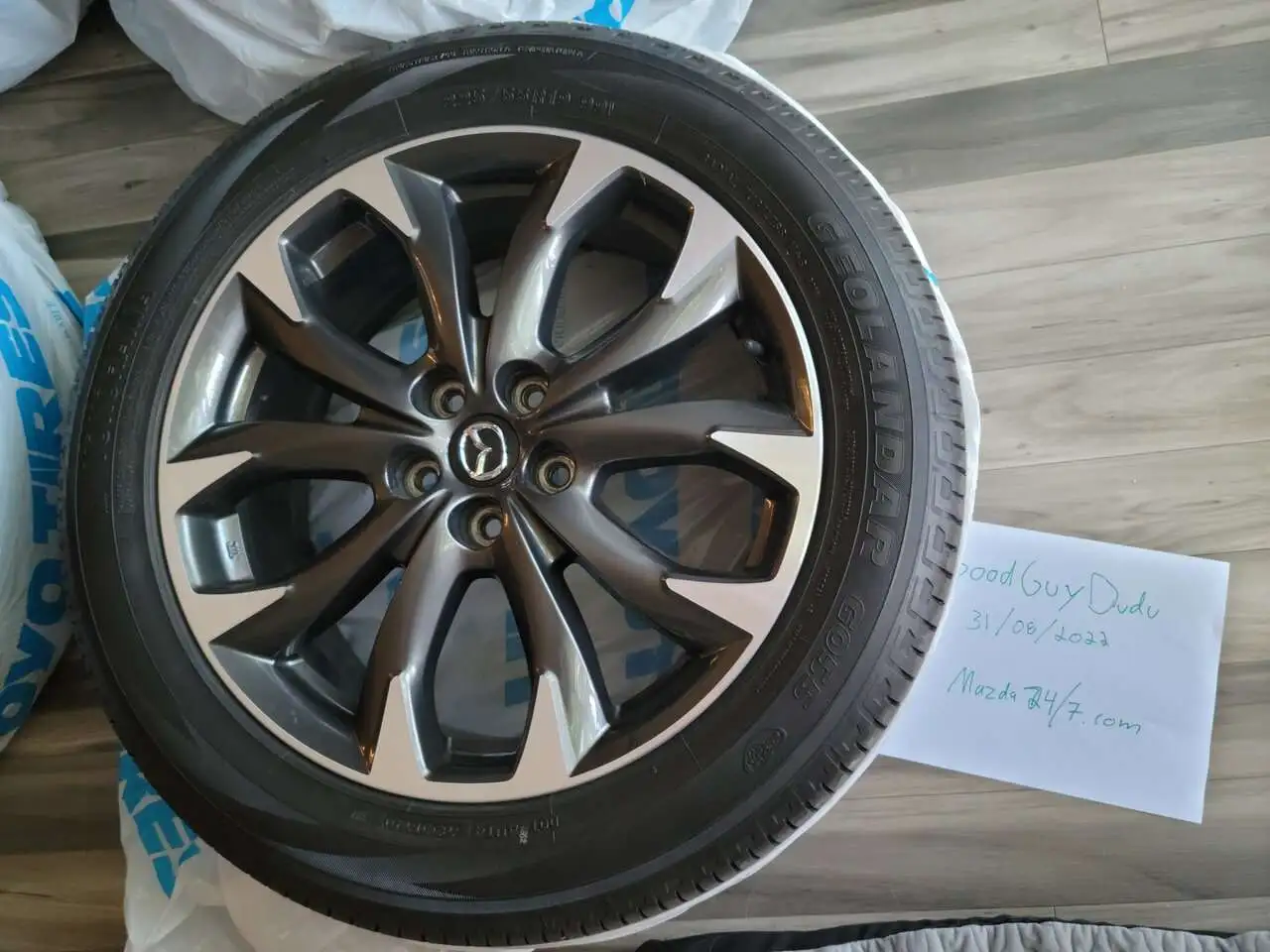 Tire-wheel 2of4.webp