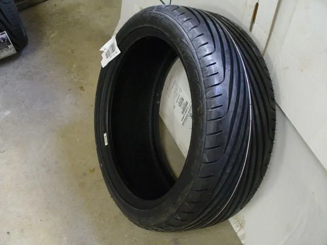TiresGSD3 001W.jpg