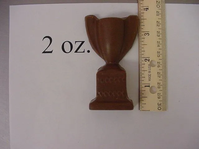 TROPHY ON A STAND 10685.jpg