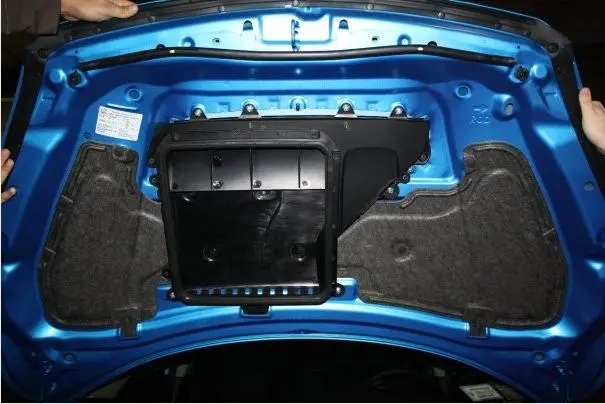 Under Hood 2.JPG