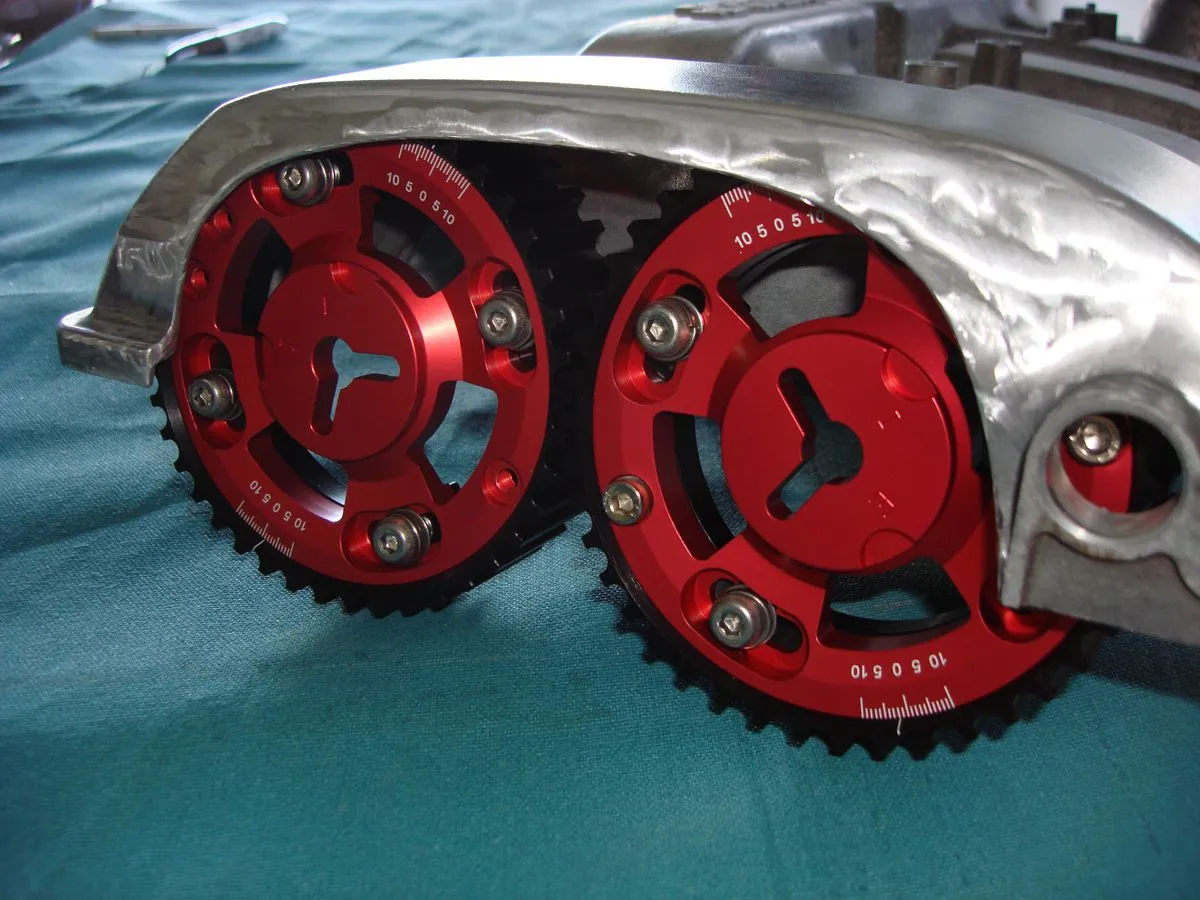 valve cover cut.jpg