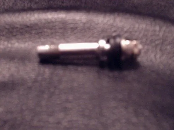 valvestem1.jpg
