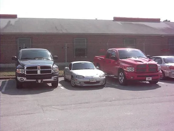 what a small car.JPG