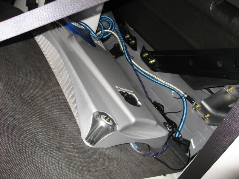 X7 Back of driverside back seat.JPG