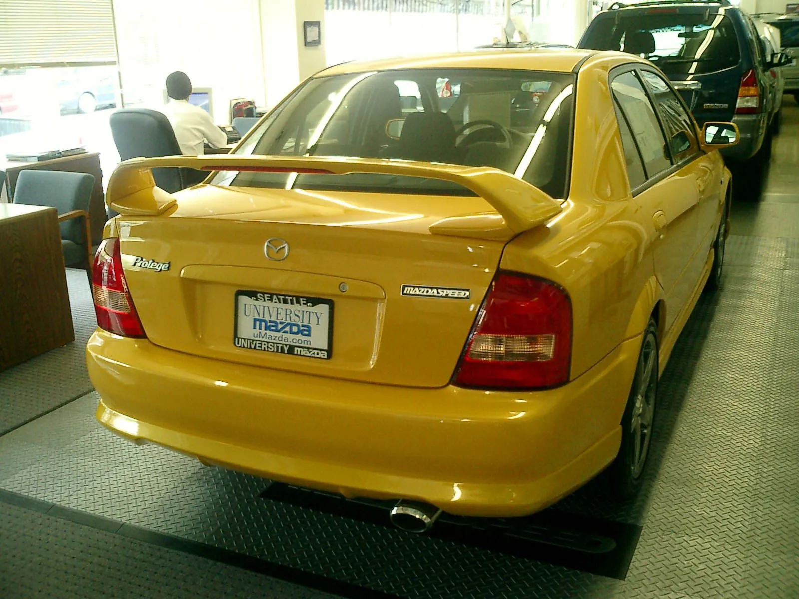 yellow2.jpg