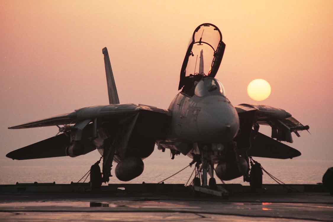 f-14-gul-sunrise.jpg