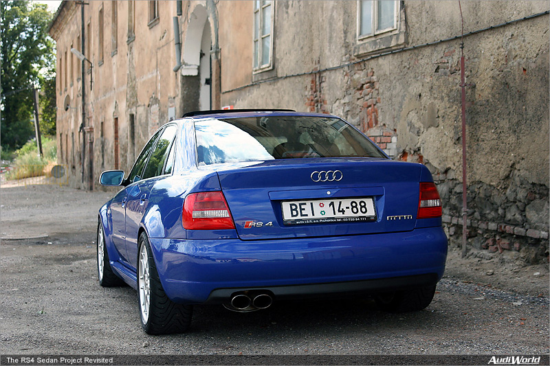 RS4sedan354.jpg