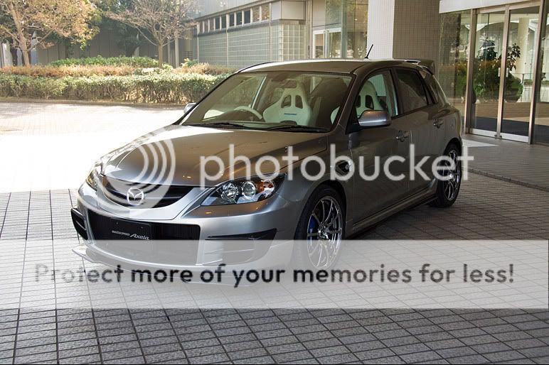 mazda_3_03.jpg