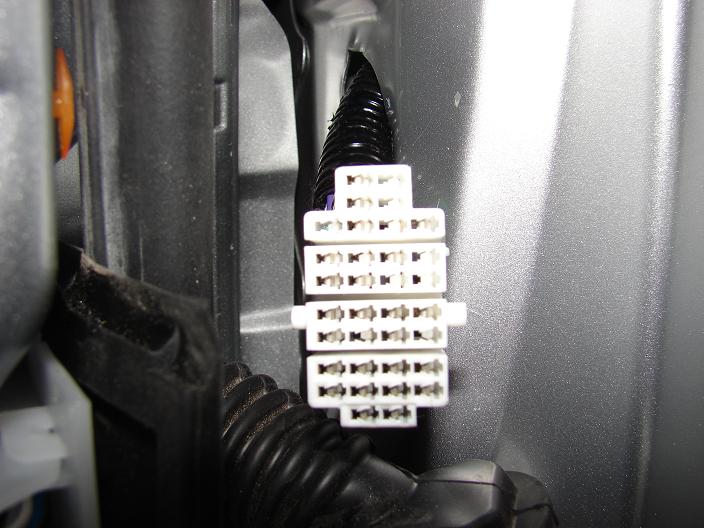 wire_running13_by_Fourthmeal.jpg