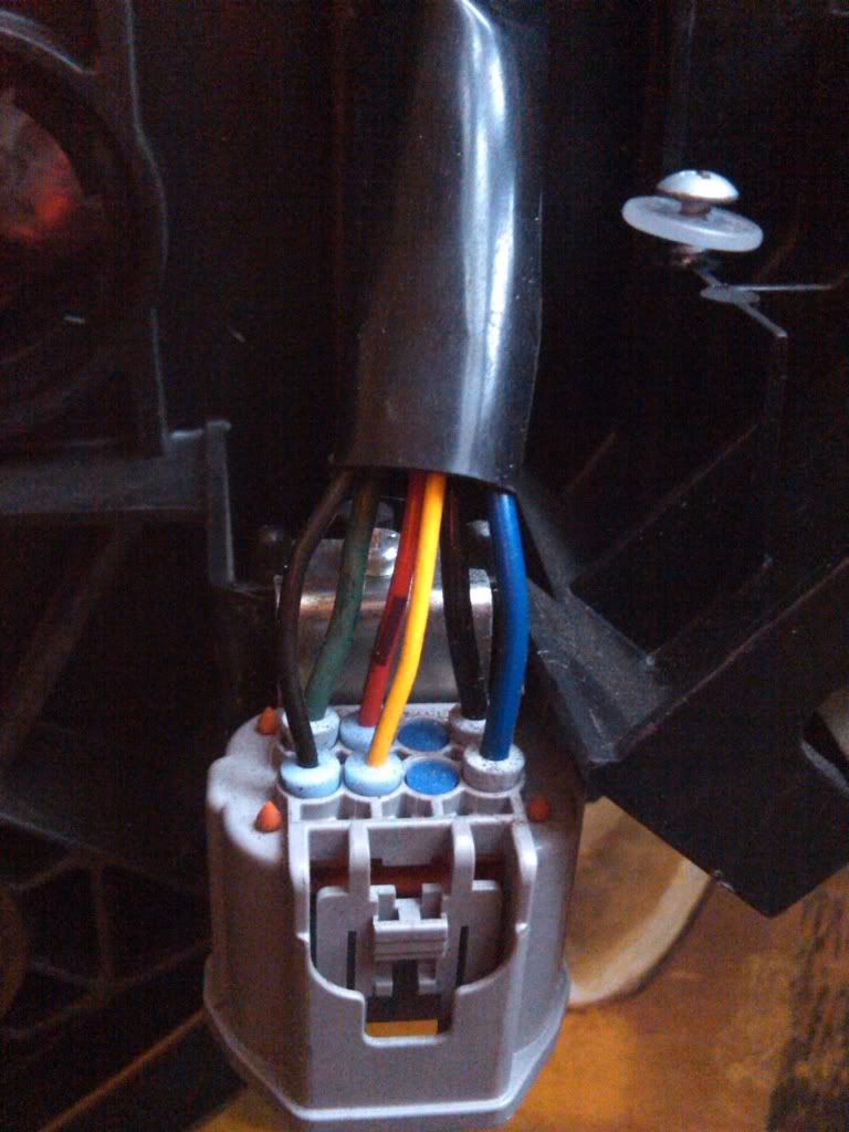 HalogenConnector.jpg
