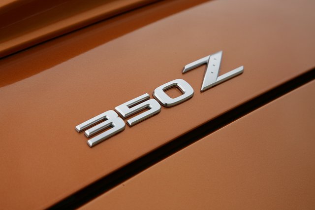 nissan_350z2006_033.jpg