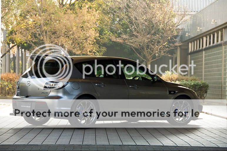 mazda_3_02.jpg