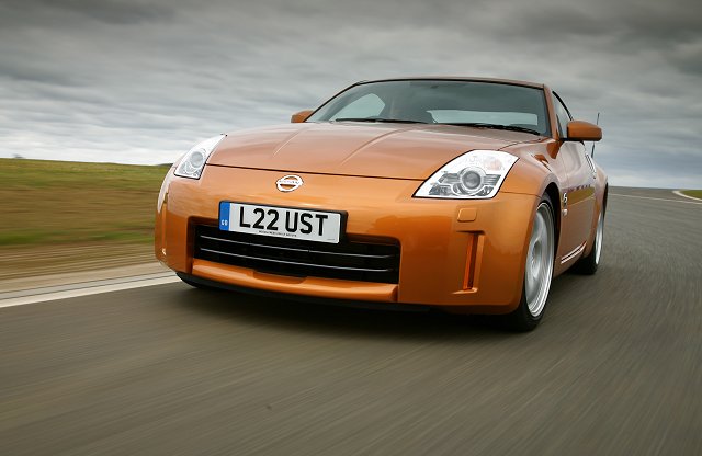 nissan_350z2006_037.jpg