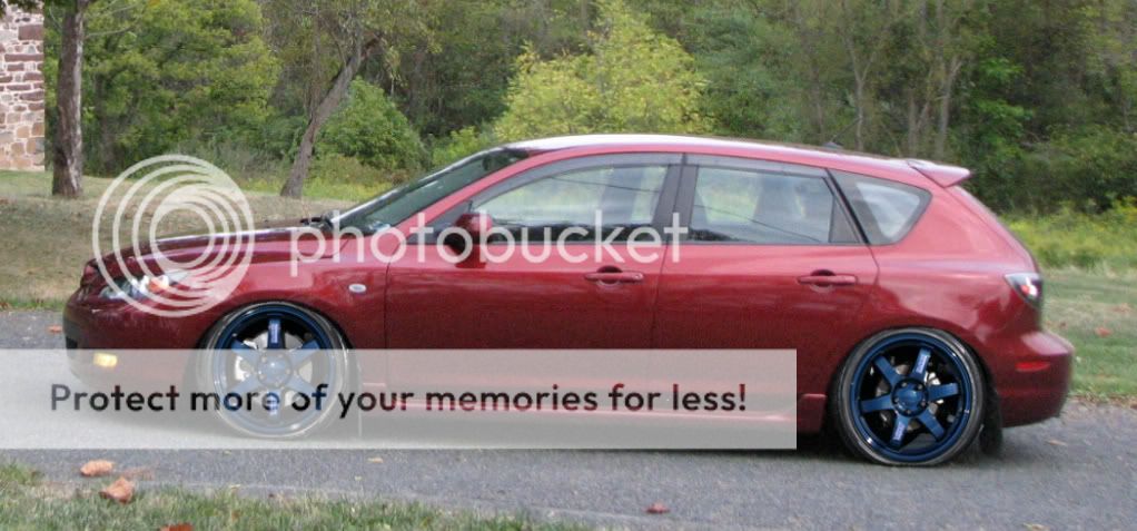 Mazda3bluewheels.jpg
