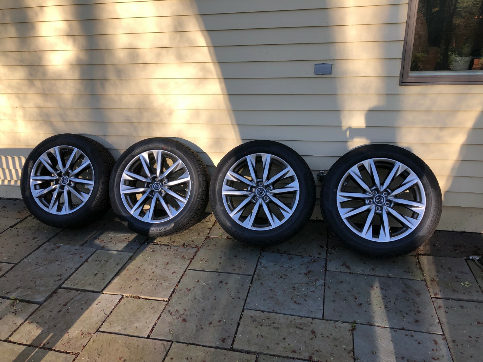 MAZDA CX-9 Factory OEM Wheels -Tires - TPMS 20" Rims 9965-04-8500 9965048500
