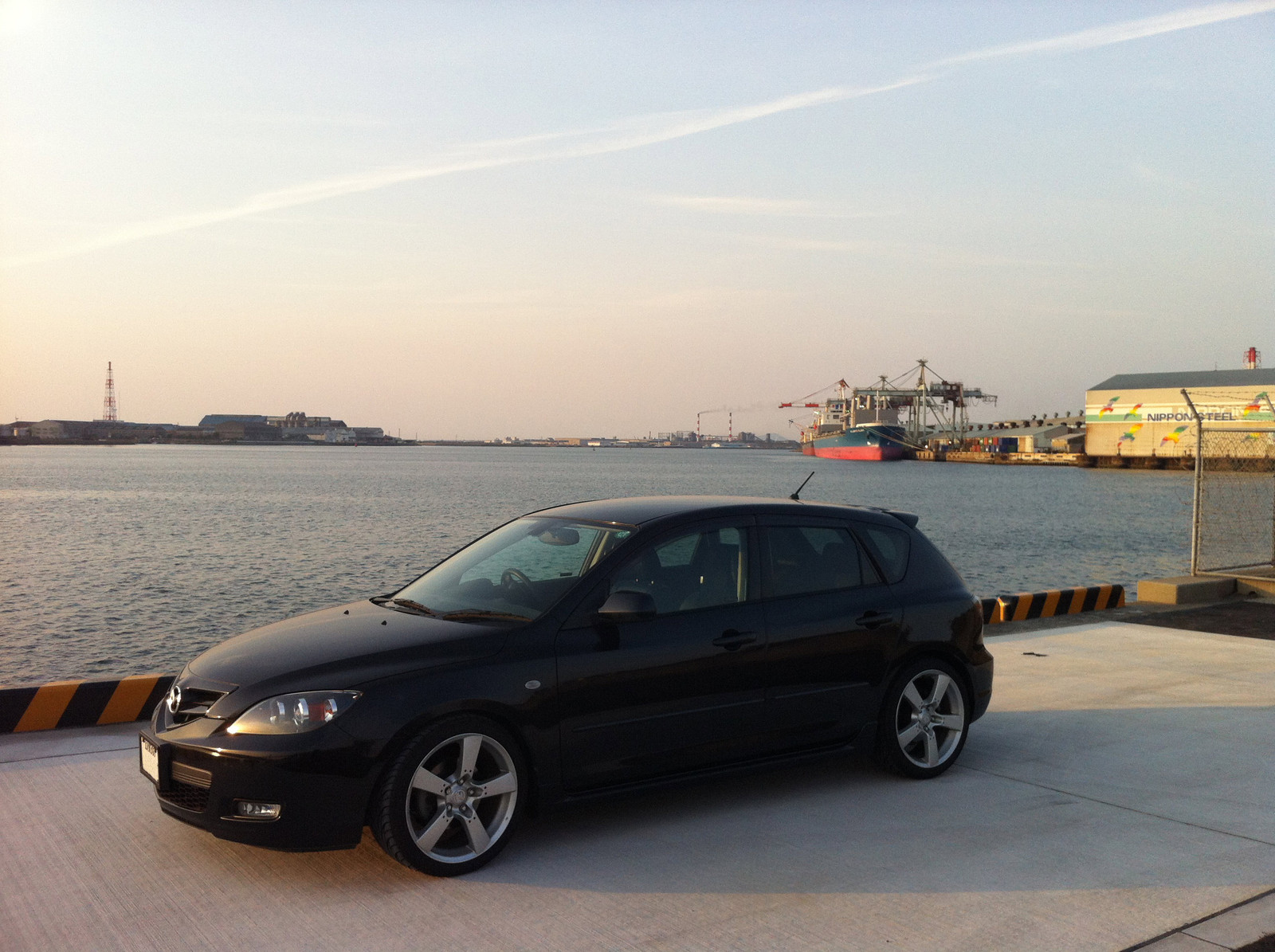 mazda3__industrial_port_04.jpg
