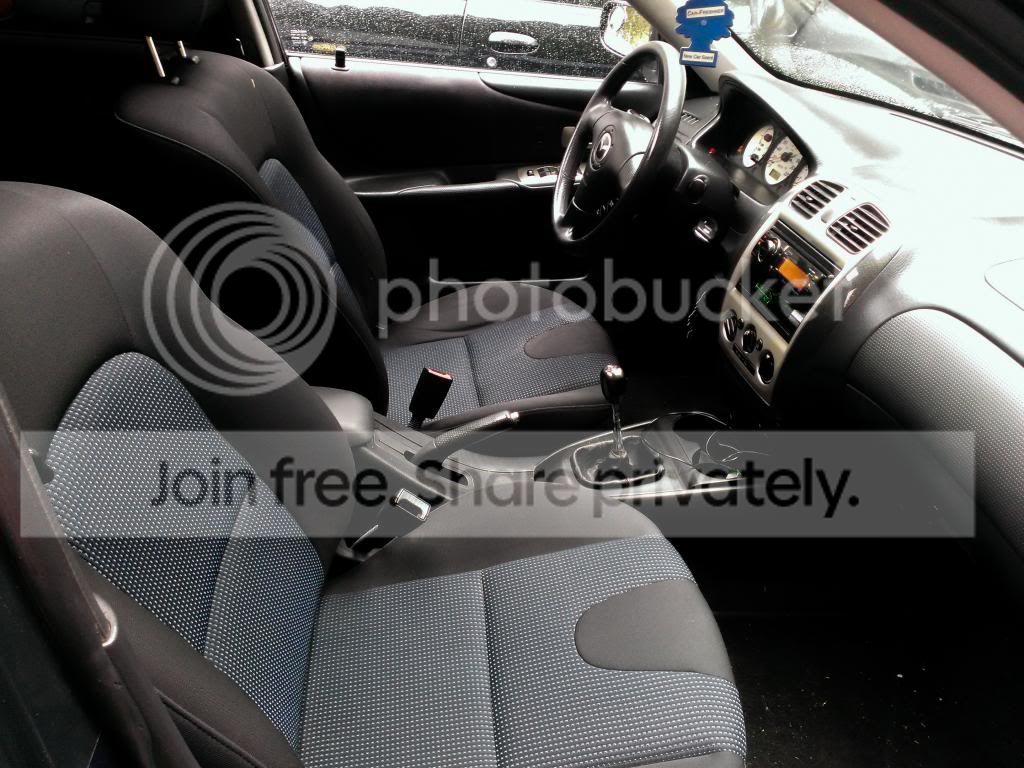 Canada\BC - 2002 Mazda Protege5