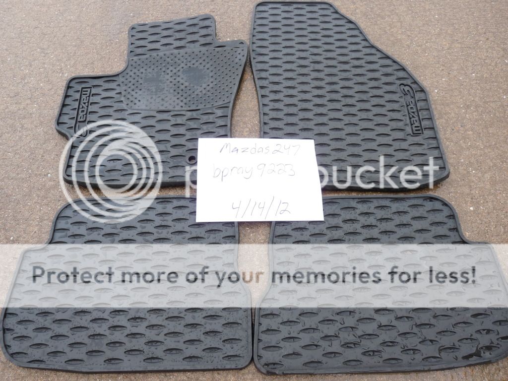 Two full sets of floor mats (Carpet and Rubber)