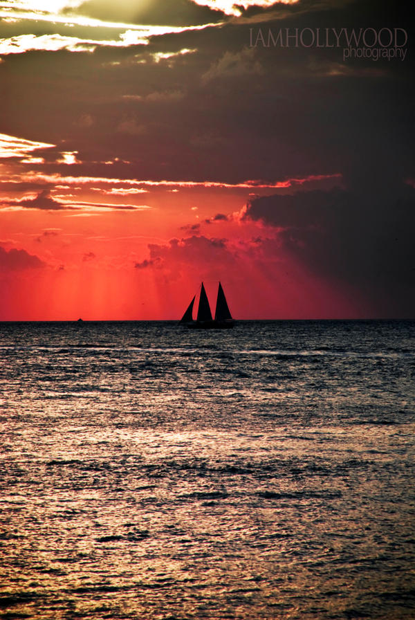 Black_Sails_on_the_Sunset_1_by_Johnny23xx.jpg