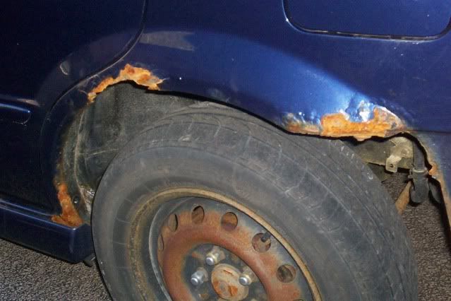 driverswheelwell.jpg