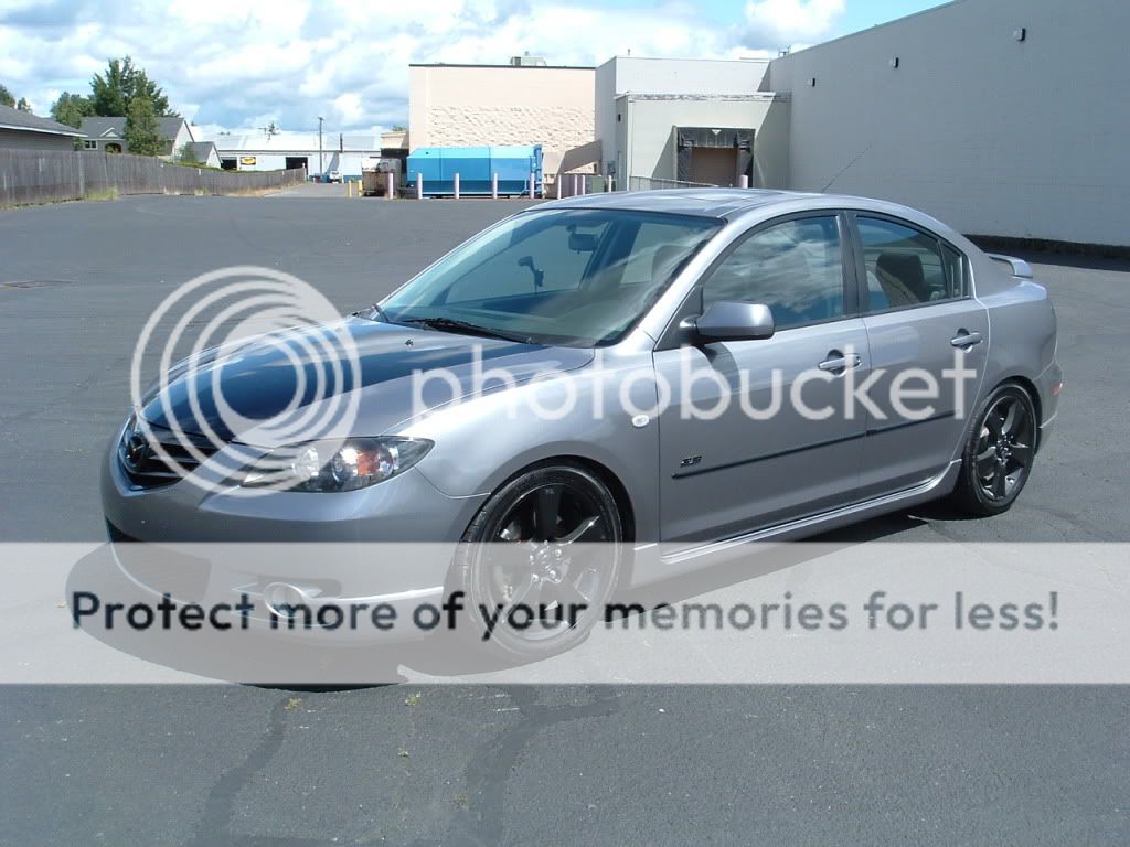 Mazda3BlackHoodBlackWheels.jpg