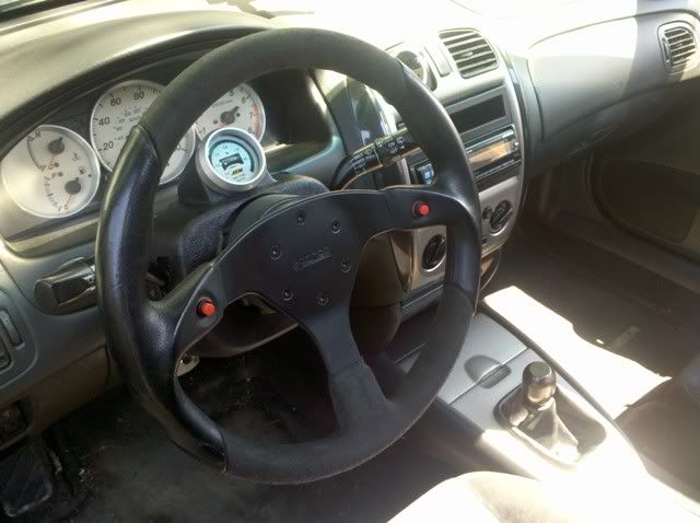 steeringwheel-1.jpg