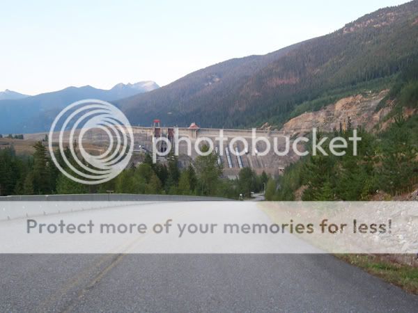 revelstokedam1b.jpg