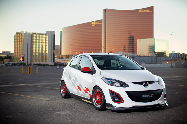 HR-Mazda2-05_medium.jpg