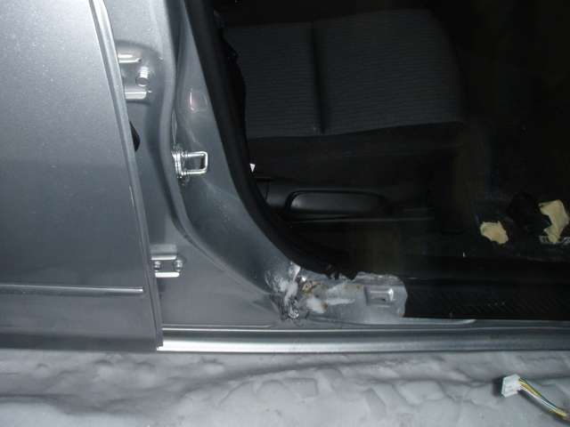 mazda3011909rochr1.jpg