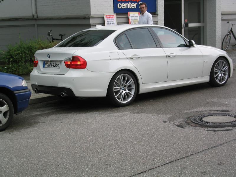 335isedan.jpg