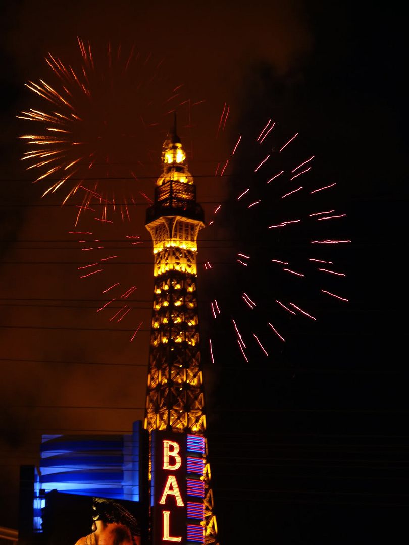 LV_Fireworks2.jpg