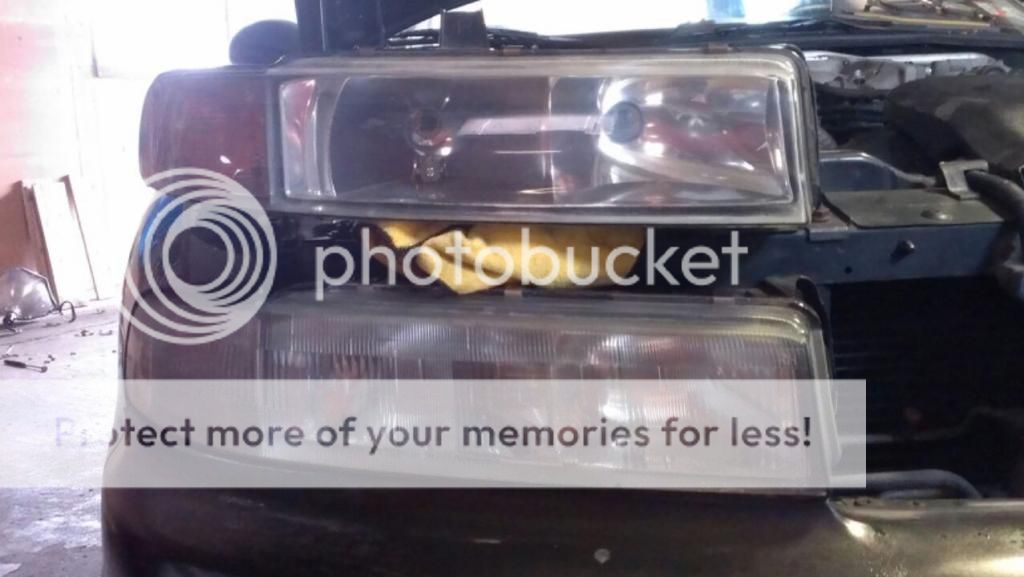 929headlights_zpsc4af108b.jpg
