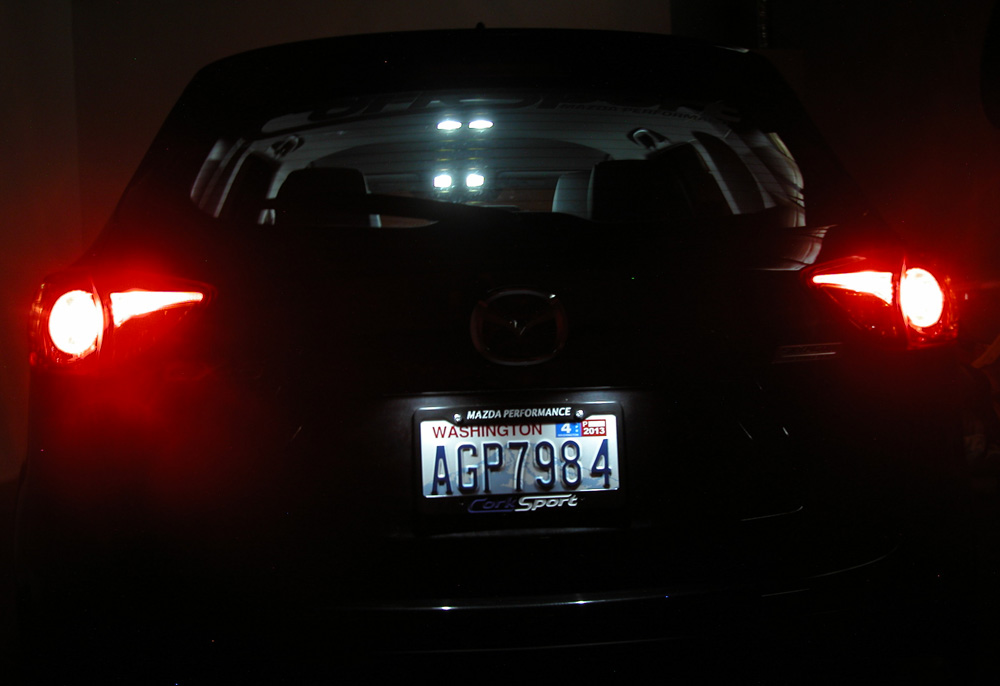 Licenseplatelight.jpg