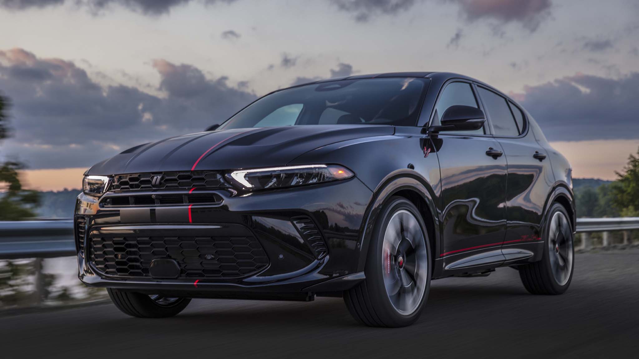 www.motortrend.com
