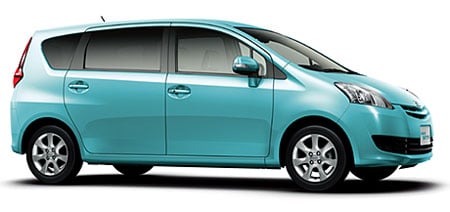 toyota-passo-sette-17.jpg